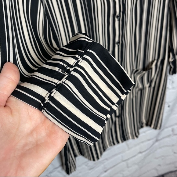 Free People Black/Cream Striped Button Down Dress Lightweight Women’s size Med. - Picture 3 of 7